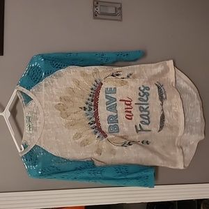 Quarter sleeve shirt